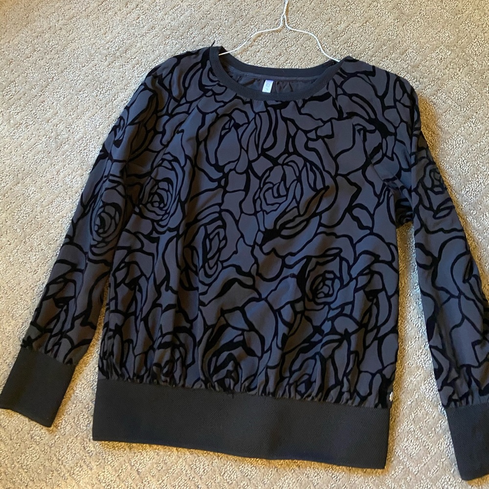 M fabletics top